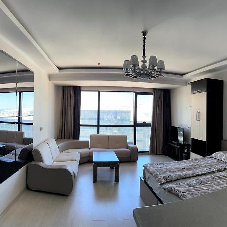 Angel Apartment In Porta Батуми Экстерьер фото