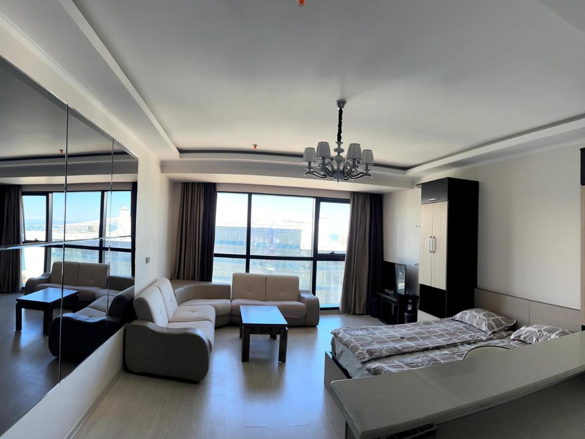 Angel Apartment In Porta Батуми Экстерьер фото
